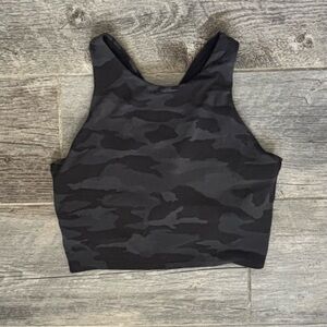 Athleta Camouflage Women's workout cropped tank top